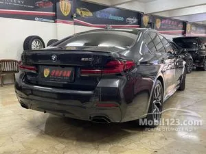 2023 BMW 520i 2.0 M Sport Sedan