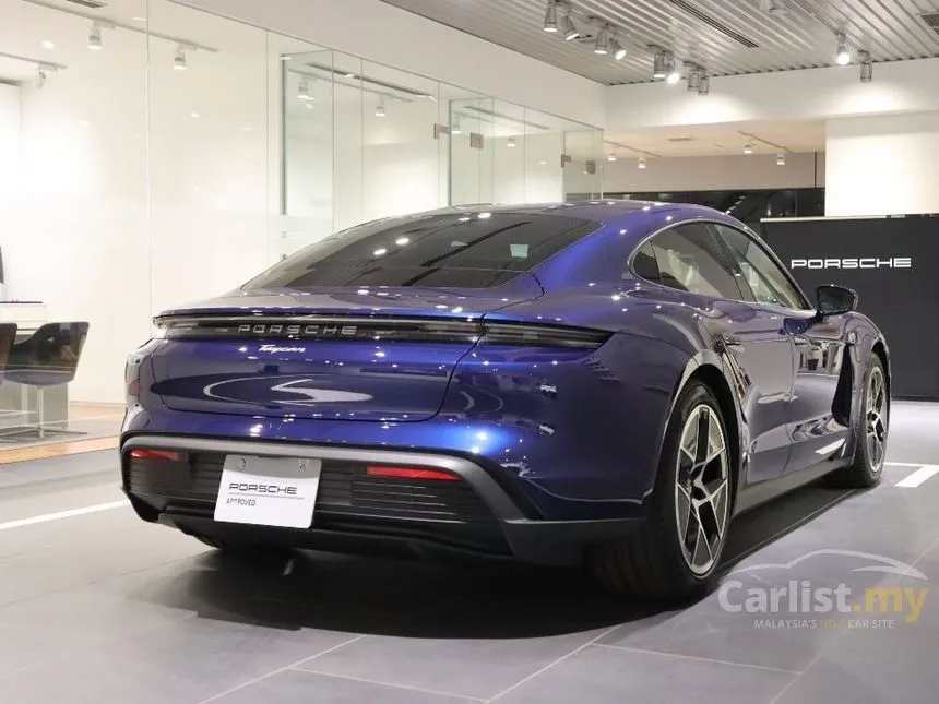2025 Porsche Taycan Sedan