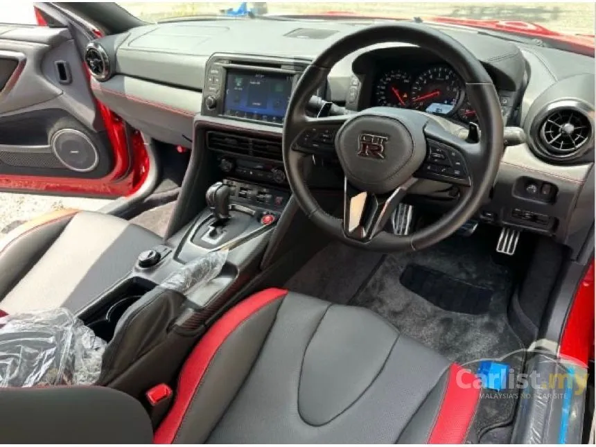 2024 Nissan GT-R Pure Edition Coupe
