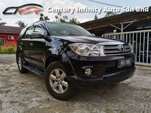 ( TRUE YEAR MADE 2009 ) Toyota Fortuner 2.7 V TRD Sportivo FACELIFT (A) ONE OWNER , WELL KEPT INTERIOR