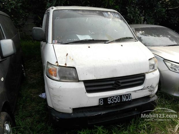 Suzuki Apv Blind Van High Mobil bekas dijual di Indonesia 