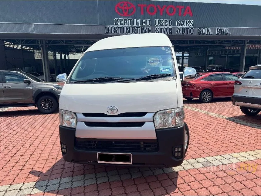 2015 Toyota Hiace Window Van