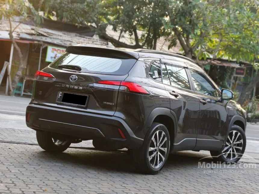 2021 Toyota Corolla Cross Hybrid SUV