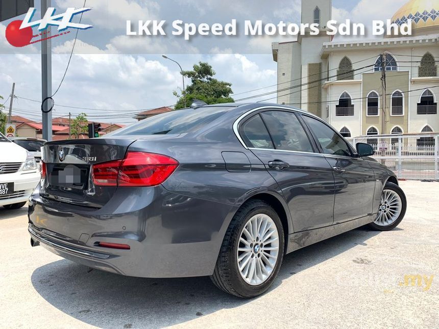 BMW 318i 2018 Luxury 1.5 in Kuala Lumpur Automatic Sedan 