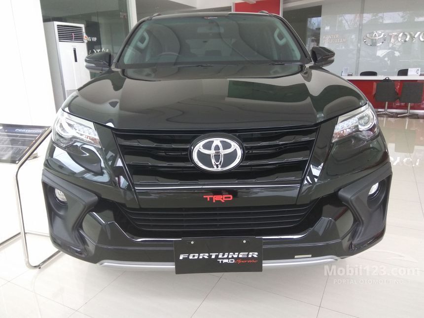 Jual Mobil  Toyota  Fortuner 2019 TRD 2 4 di Banten 