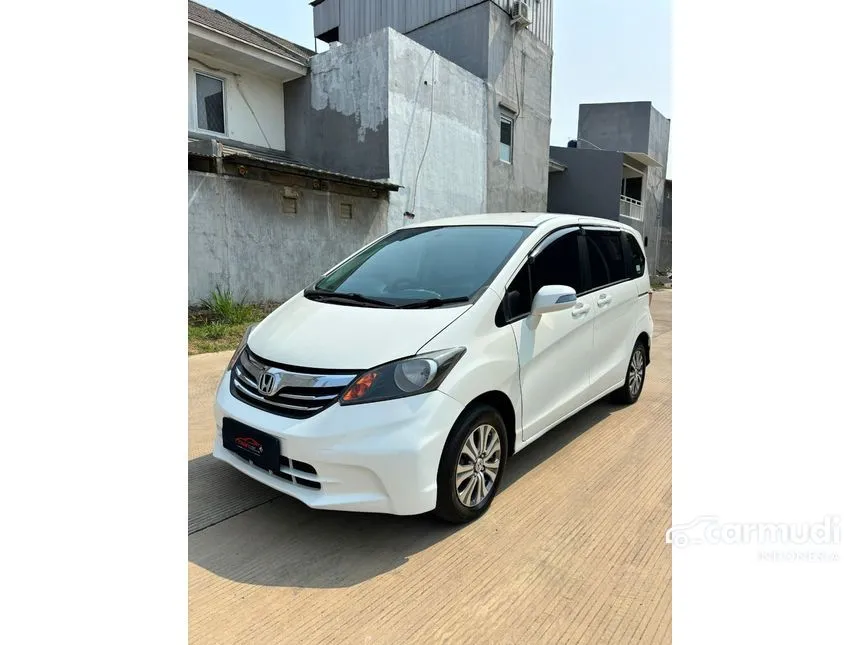 2013 Honda Freed S MPV