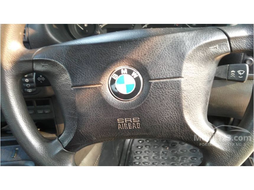 pinjaman ringan cicilan Manual 323i 2.5 BMW Mobil 2.5 1997 E36 Barat di Jawa Jual