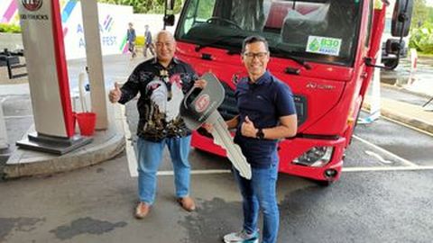 Truk Saingan Mitsubishi Colt Diesel Ini Makin Diminati Konsumen