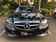 Mercedes Benz 2014 Mercy E 200 CGI black on black Automatik