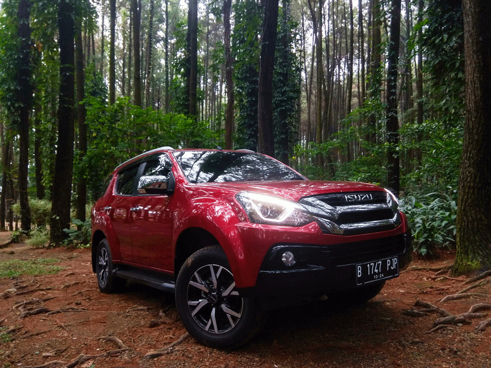 Beli Isuzu Mu-X Bonus 1 Fitur Baru dan Voucer Belanja