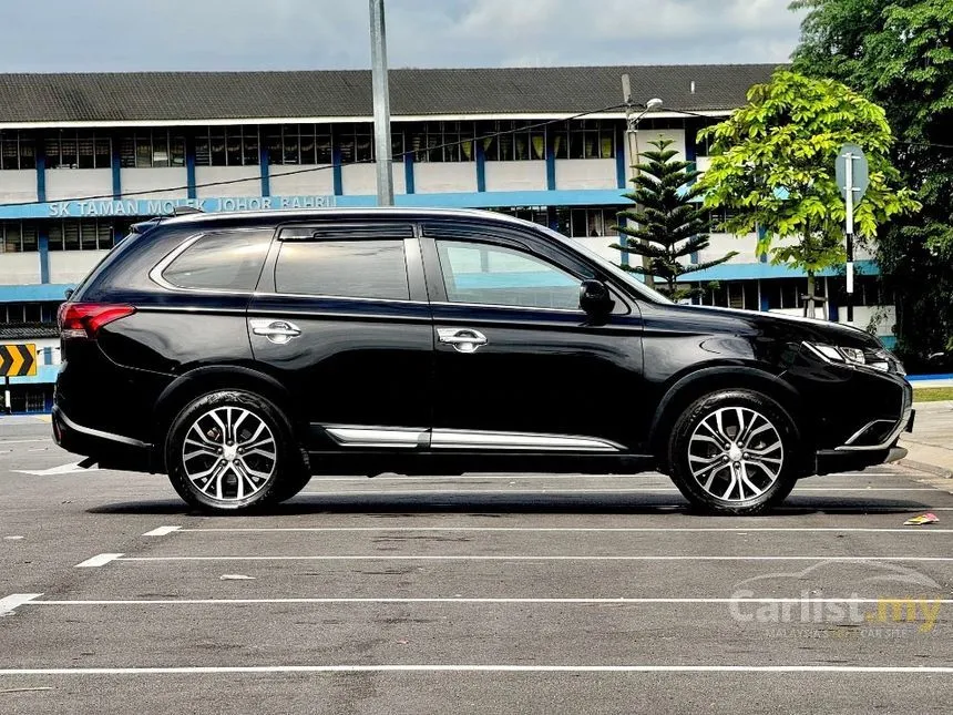 2018 Mitsubishi Outlander SUV
