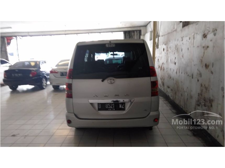 Jual Mobil Toyota Noah 2004 2.0 di Jawa Barat Automatic 