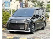 2022 Toyota Voxy 2.0 MPV