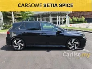 2022 Volkswagen Golf 1.4 TSI R-Line Hatchback