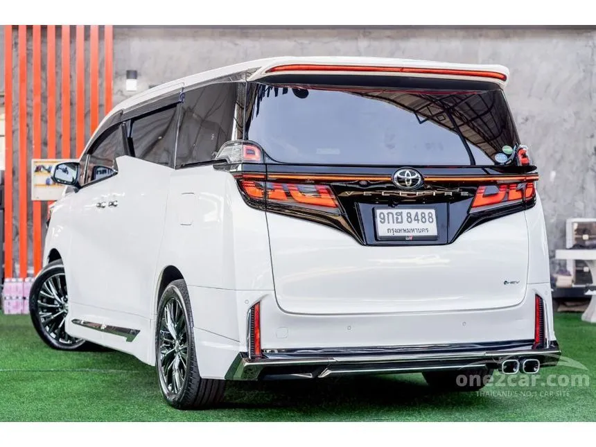 2017 Toyota VELLFIRE Hybrid E-Four Van