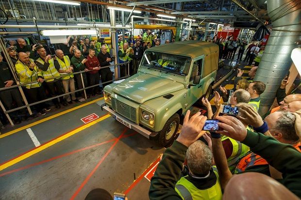 Jaguar Land Rover to hold roadshow as tribute to the Defender