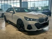 2025 BMW i5 0.0 eDrive40 M Sport  (CBU, VERY LOW MIELAGE)