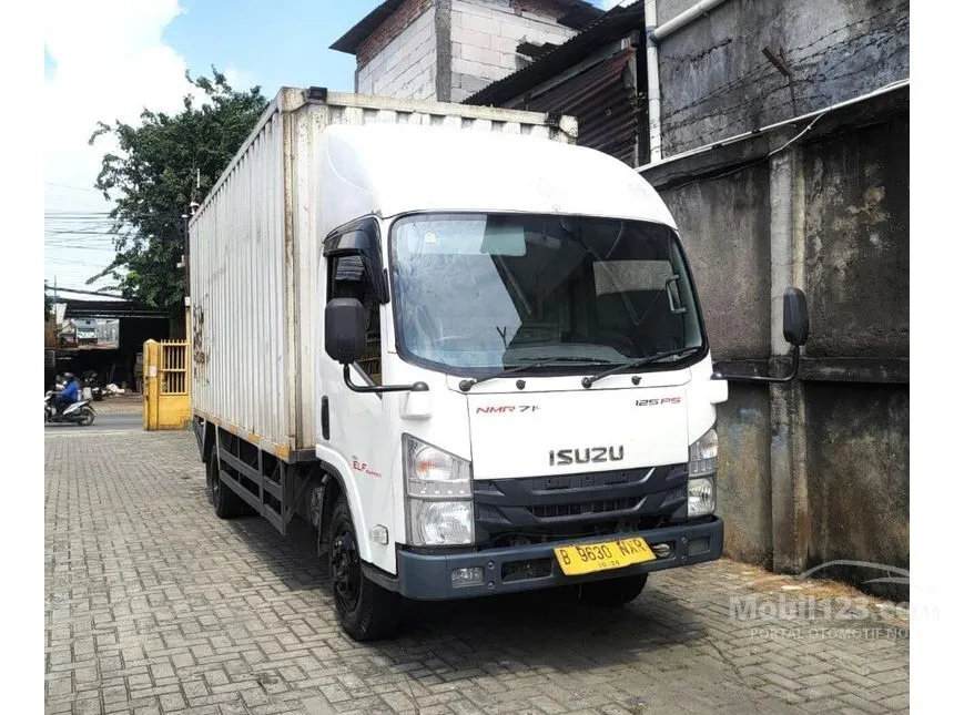 Jual Mobil Isuzu Elf 2021 NMR 71 T SD L 4.6 di DKI Jakarta Manual Trucks Putih Rp 344.000.000
