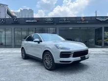 2022 Porsche Cayenne Coupe 3.0 Crayon,Crayon Grey,Crayon Gray,Panoramic Roof,Black Interior,Sport Chrono,Surround Camera,RS Spyder Rim,Vacuum Door