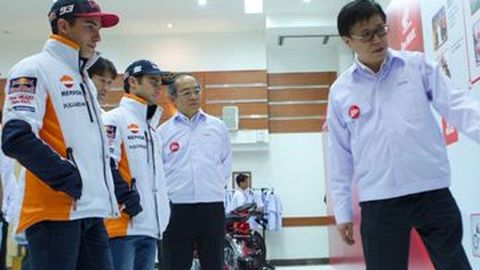 Marc Marquez dan Dani Pedrosa Belajar Sejarah Pabrik Honda di Sunter