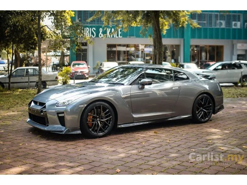 2019 Nissan GT-R Recaro Coupe