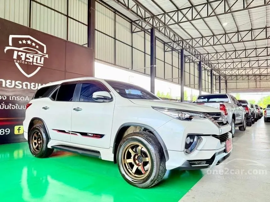 2016 Toyota FORTUNER V SUV