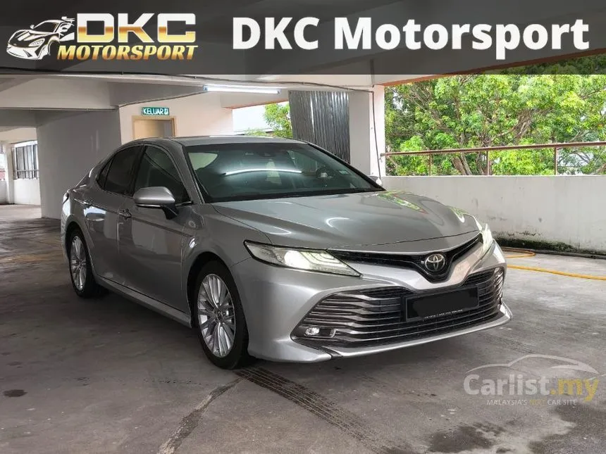 2019 Toyota Camry V Sedan