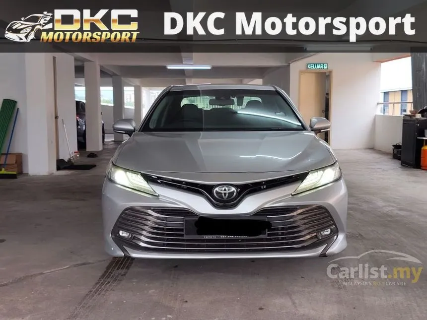 2019 Toyota Camry V Sedan