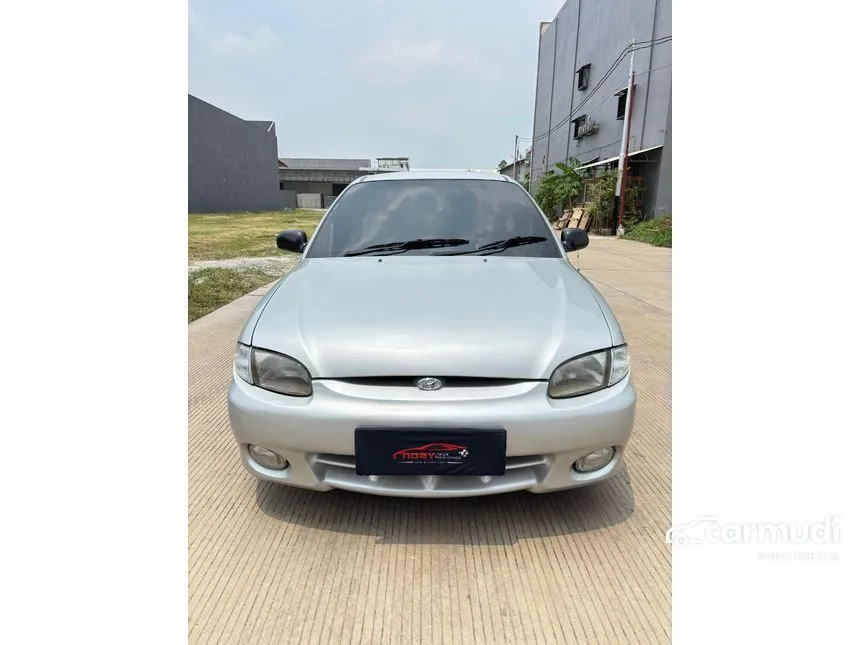 2000 Hyundai Accent GLS Sedan