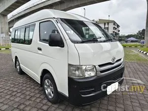 2010 Toyota Hiace 2.7 Window Van Van