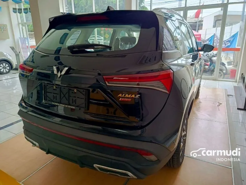 2023 Wuling Almaz RS Pro Wagon