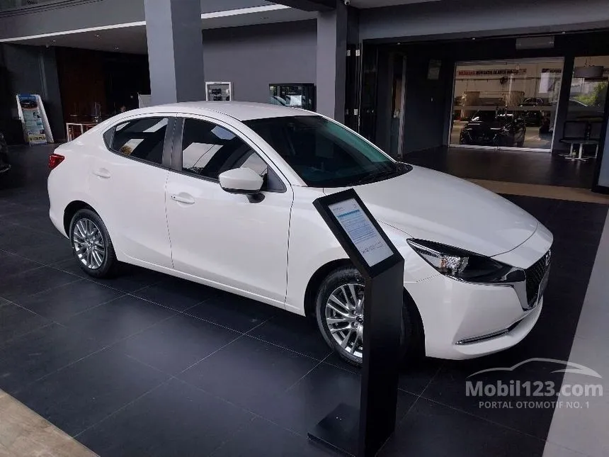 2022 Mazda 2 Sedan