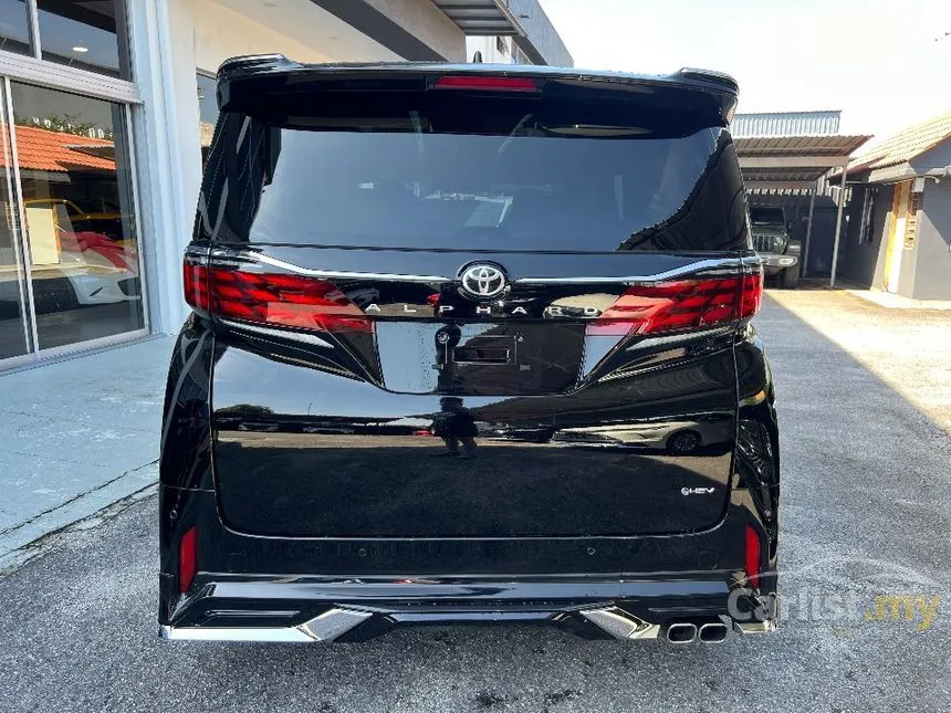 2025 Toyota Alphard Executive Lounge MPV