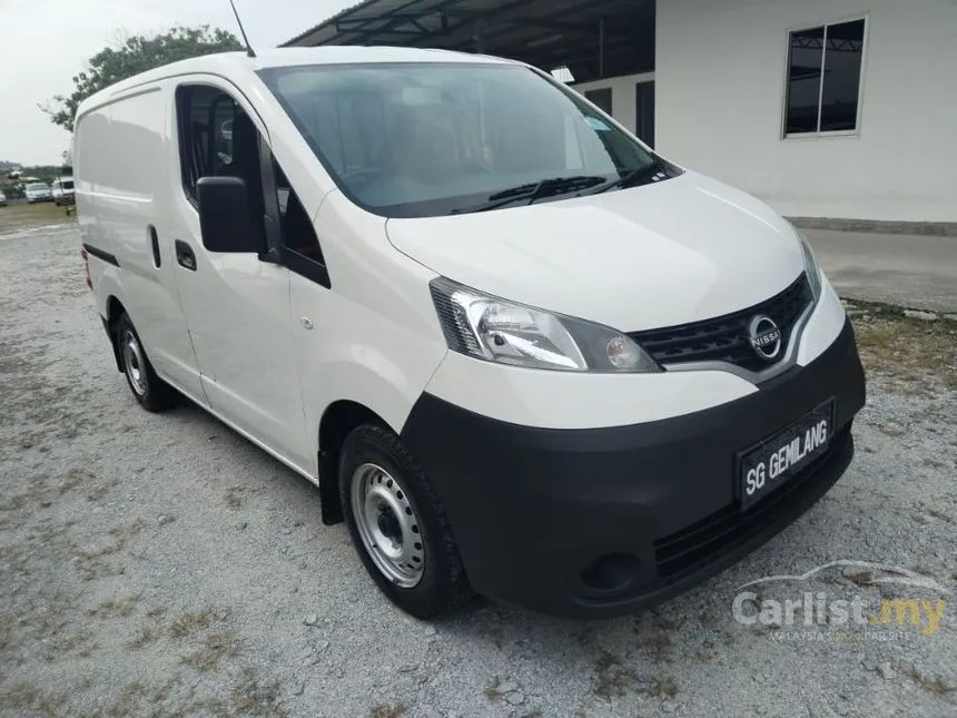 2025 Nissan NV200 Panel Van