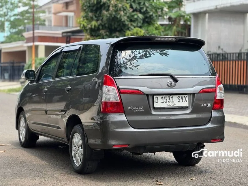 2014 Toyota Kijang Innova E MPV