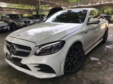 2019 Local Mercedes-Benz C300 AMG 17K Mil Under Warranty