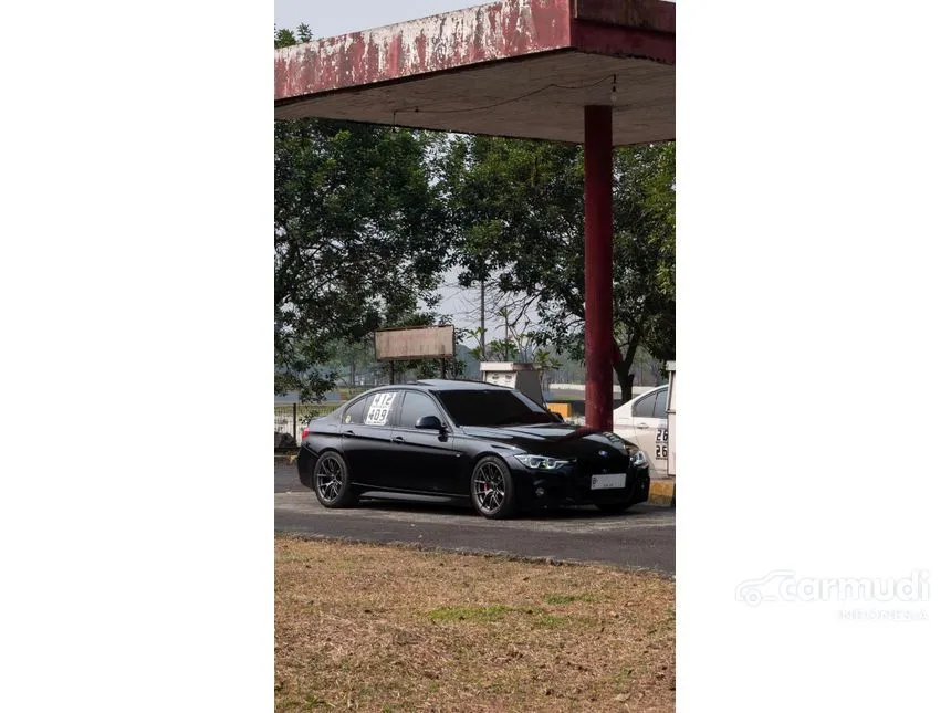 2017 BMW 330i M Sport Sedan