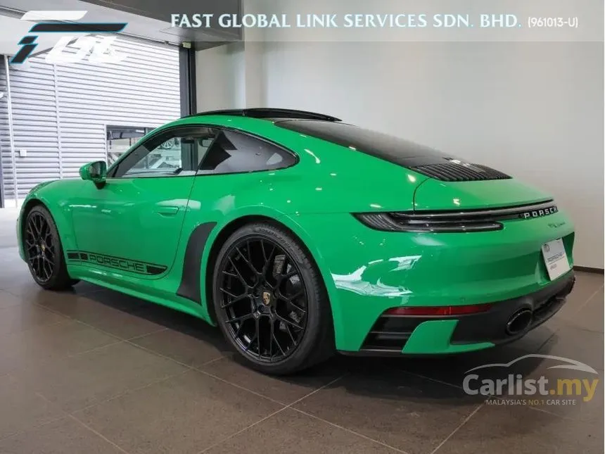 2022 Porsche 911 Carrera Coupe