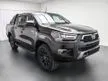 Used 2020 Toyota Hilux 2.8 Rogue Pickup Truck 15K LOW MILEAGE FULL SERVICE RECORD UNDER TOYOTA WARRANTY UNTIL 2025