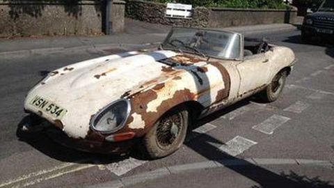 Jaguar Karatan Ini Laku Rp 1,5 Miliar