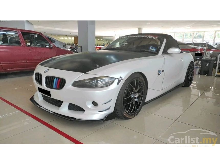 Used 2004 BMW Z4 2.5 (A) E85 Roadster Soft Top Convertible Butterfly Door Raya Jual Murah