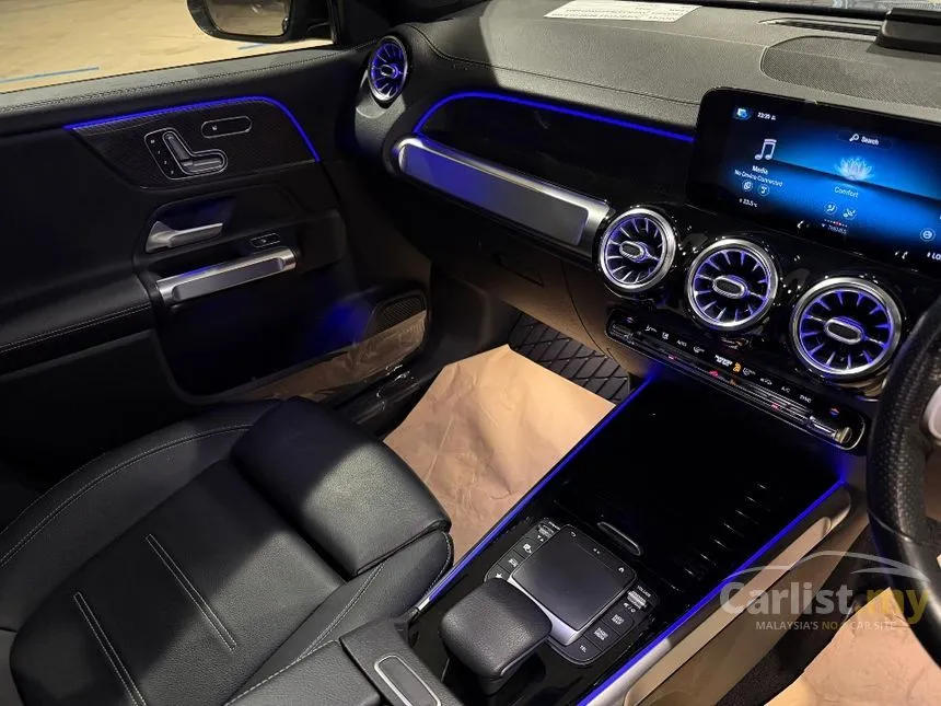 2021 Mercedes-Benz GLB250 4MATIC AMG Line SUV