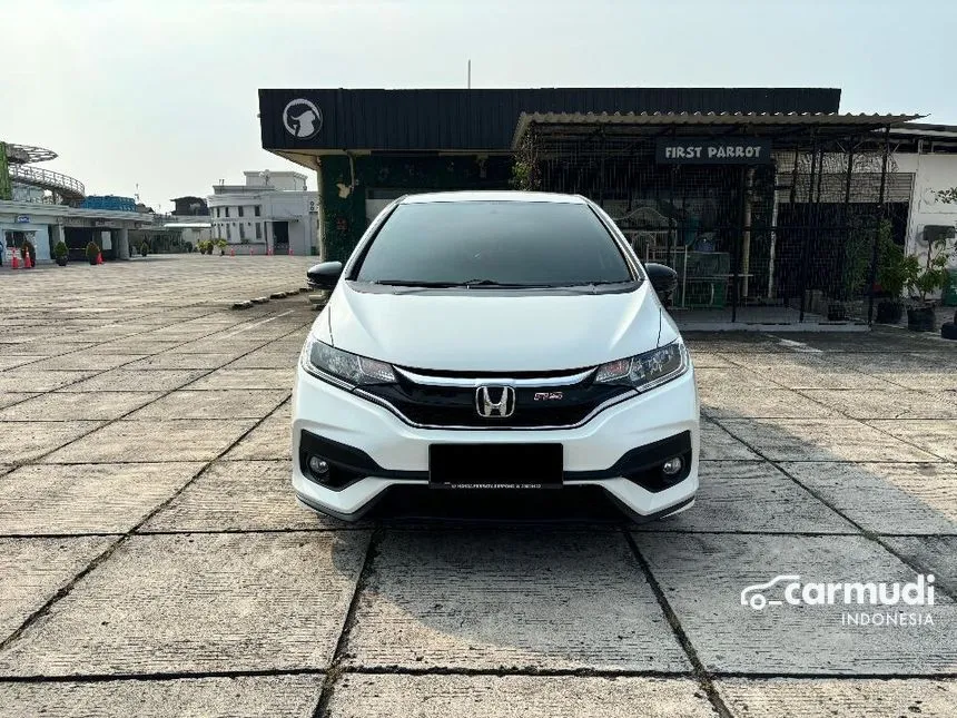 Jual Mobil Honda Jazz 2018 RS 1.5 di Jawa Barat Automatic Hatchback Putih Rp 195.000.000