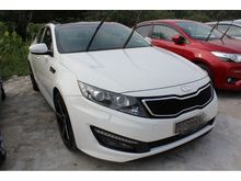 2012 Kia Optima K5 2.0 Sedan -- WELL MAINTAINED --