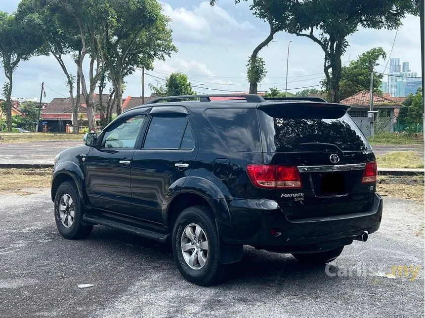 2005 Toyota Fortuner V SUV