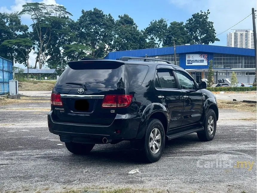 2005 Toyota Fortuner V SUV