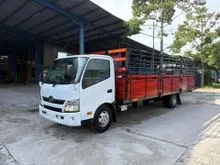 Unregistered 21.5 Kaki Hino XZU722 Wooden Cargo With Steel Pagar For Sell