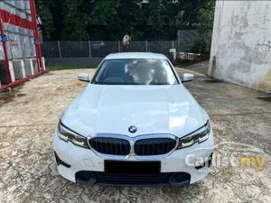 2021 BMW 320i 2.0 Sport Sedan MAY PROMOTION