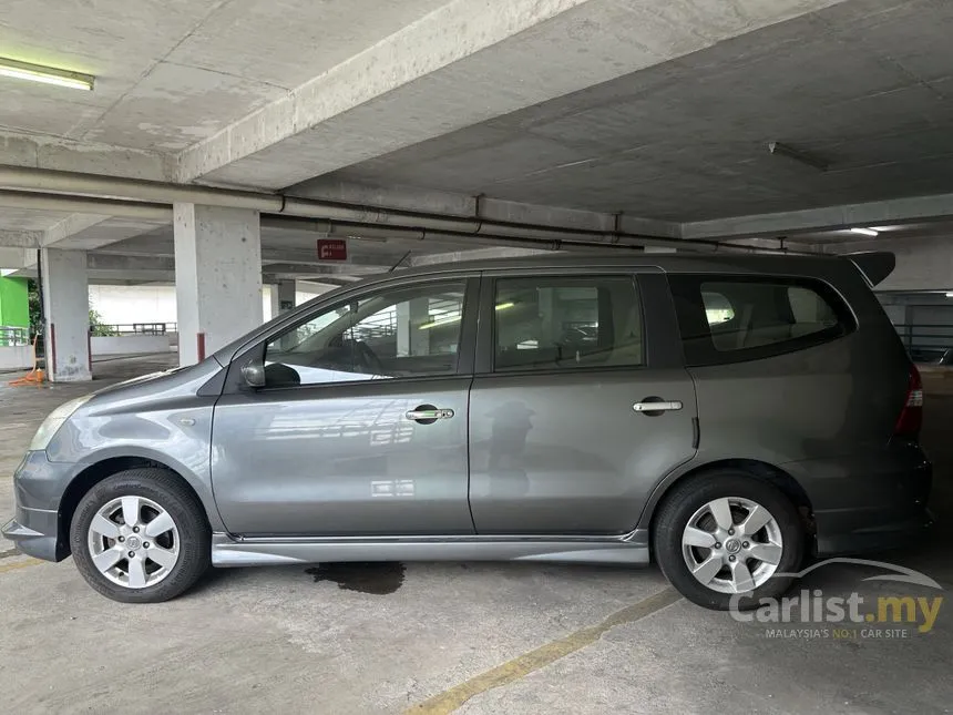 2011 Nissan Grand Livina Comfort MPV