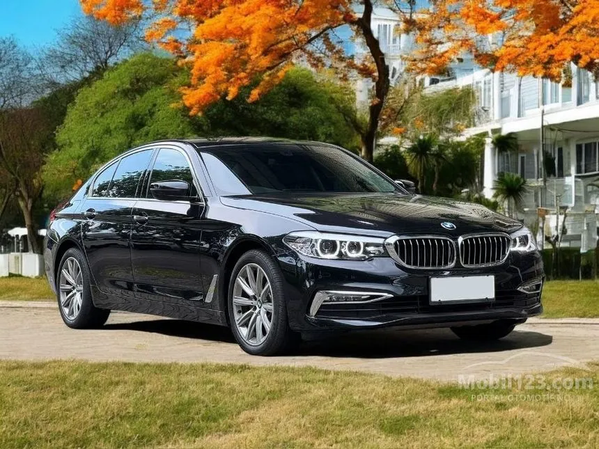 Jual Mobil BMW 730Li 2018 2.0 di Banten Automatic Sedan Hitam Rp 615.000.000